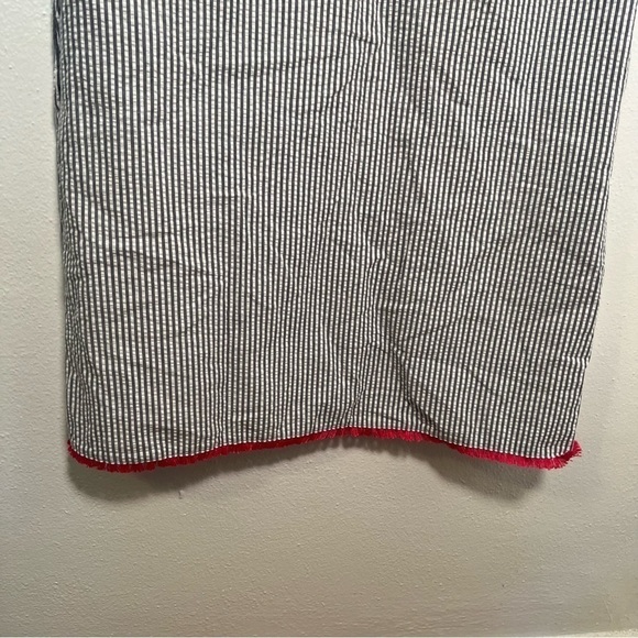 Heyton Sleeveless Shift Dress White Blue Seersucker - Picture 4 of 11